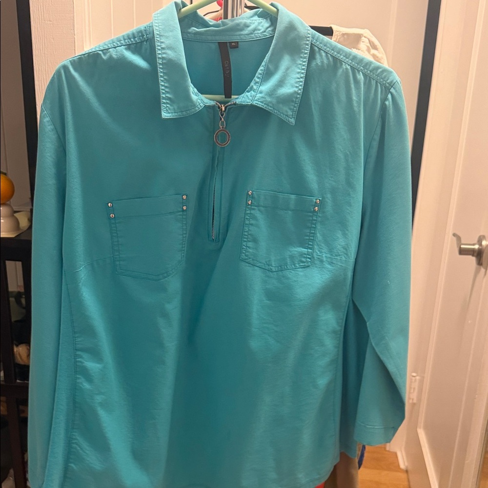 Women's Turquoise Blouse